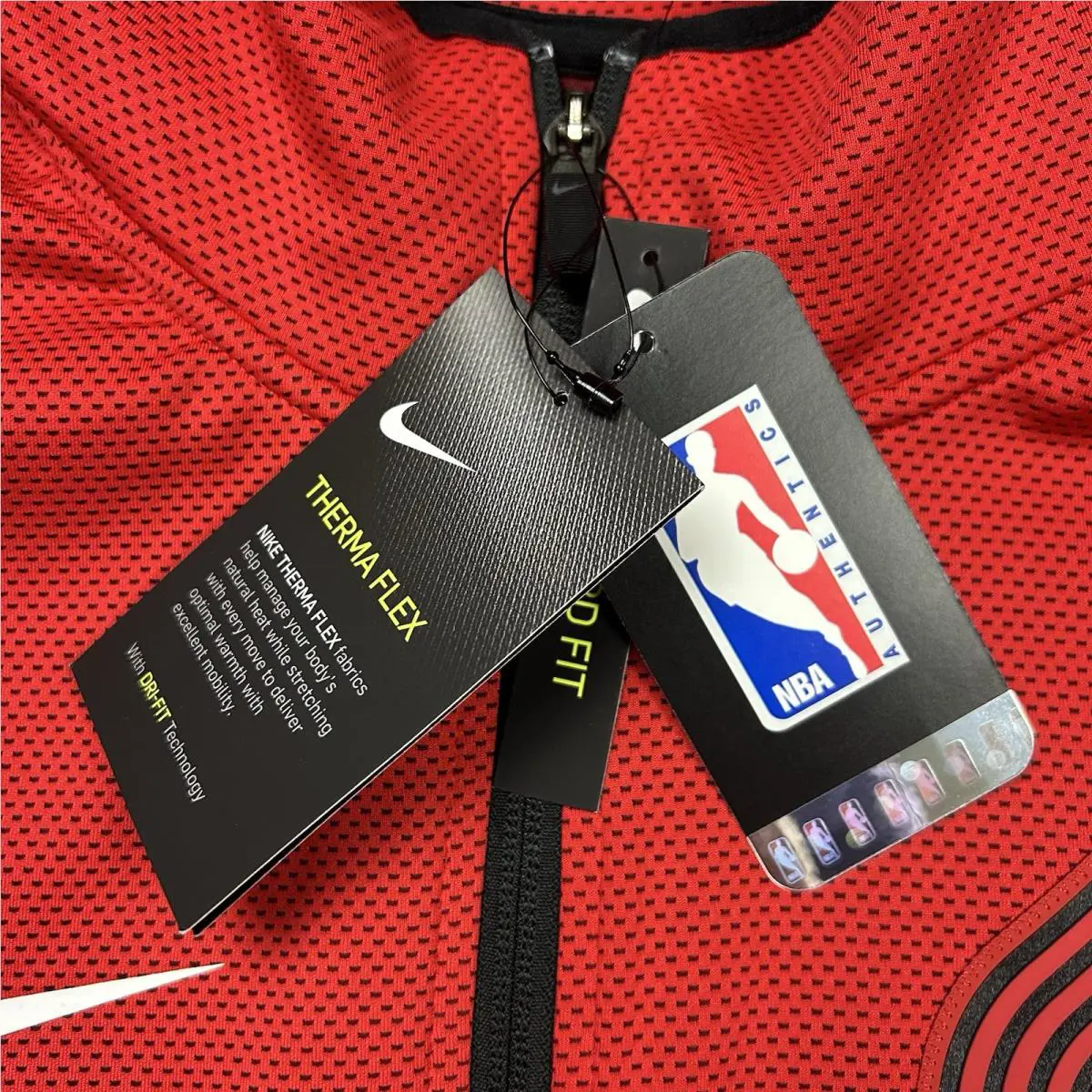 Nike clothing - Red 9