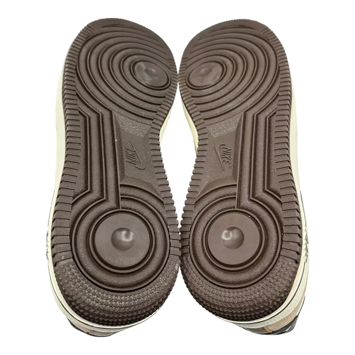 Nike shoes - Nike Air Force 1 `07 LV8 - Brown 4