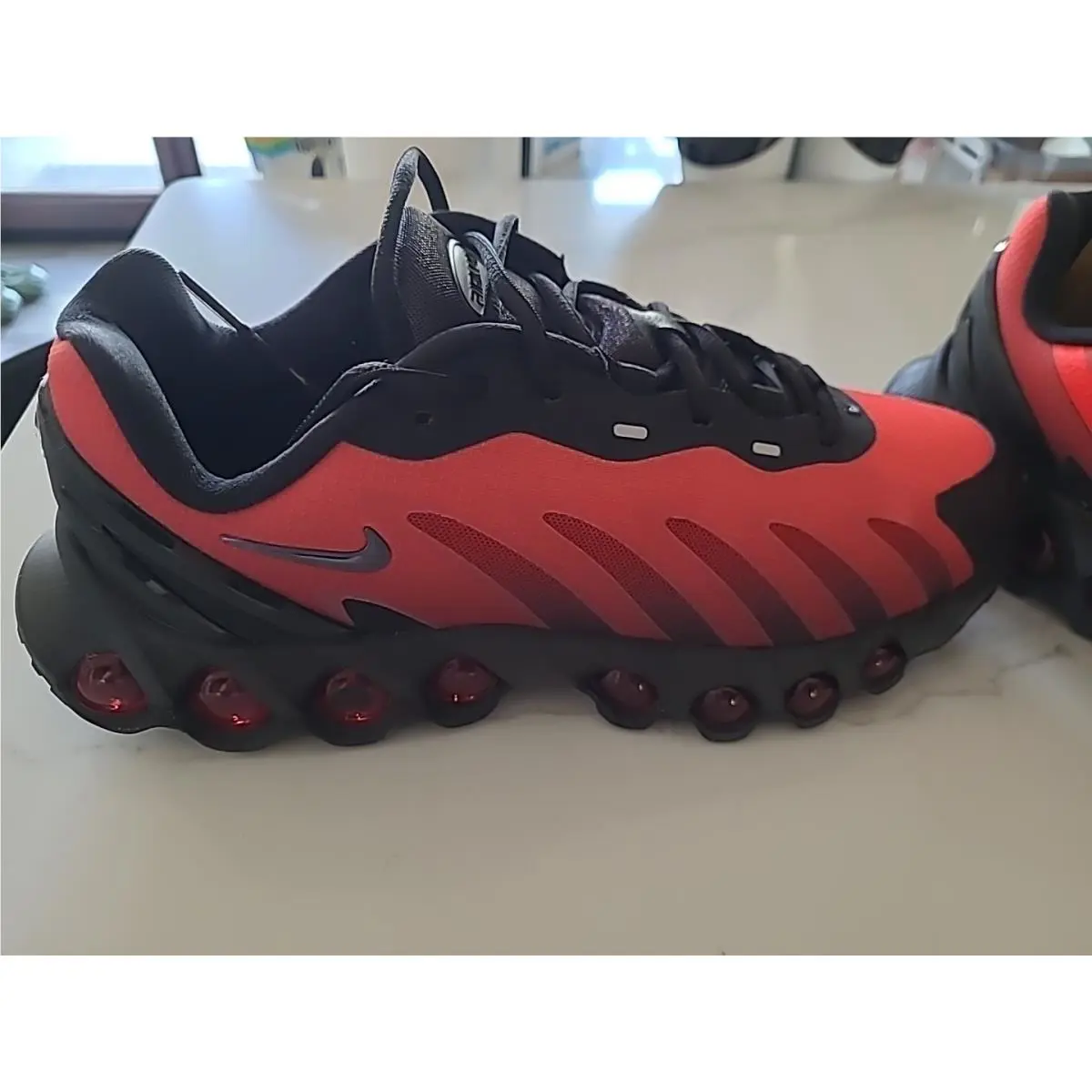 Nike shoes - DN8 - Black 0