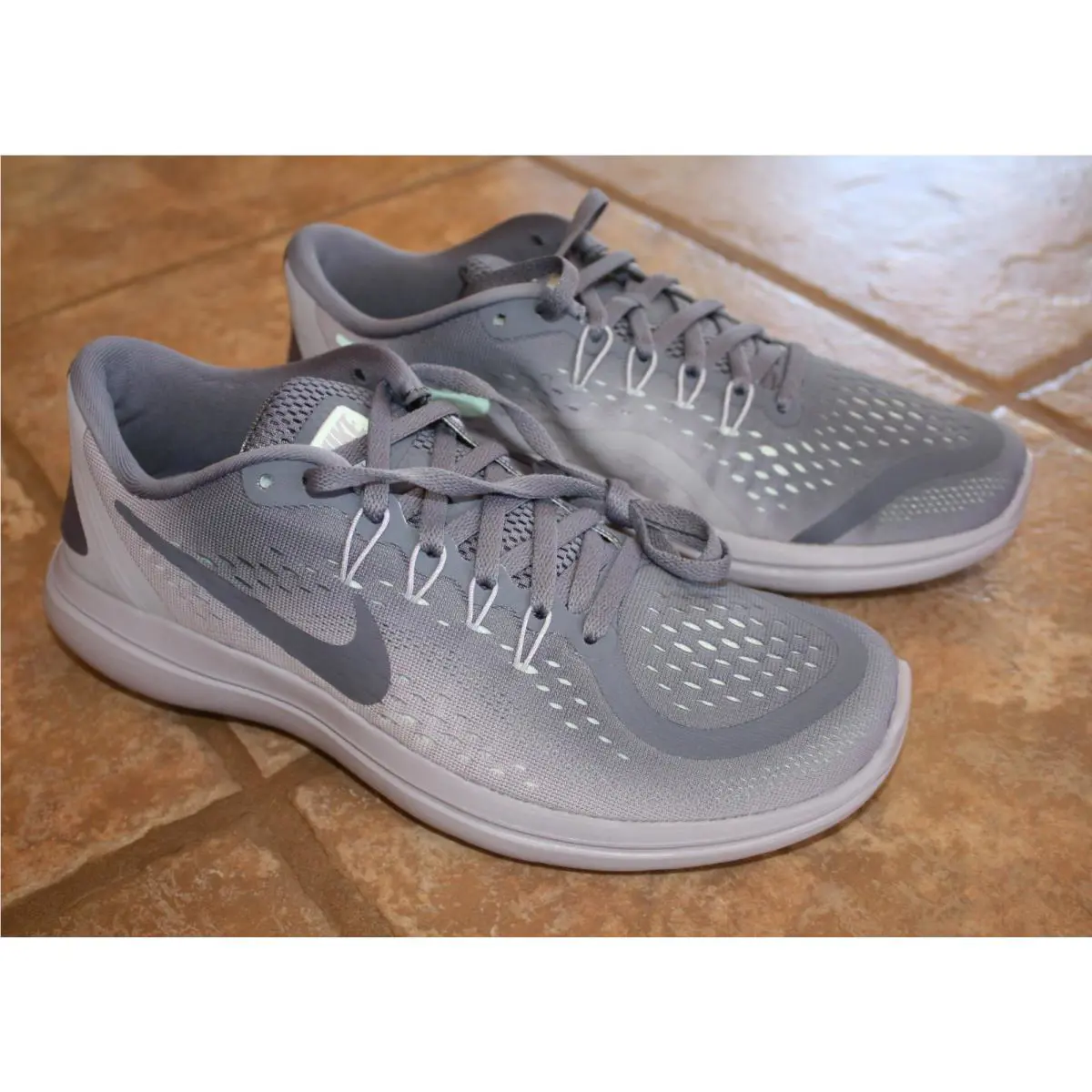 Nike shoes - Nike Flex 2017 - Flex - Light Carbon (UPC: 888411916086) 0