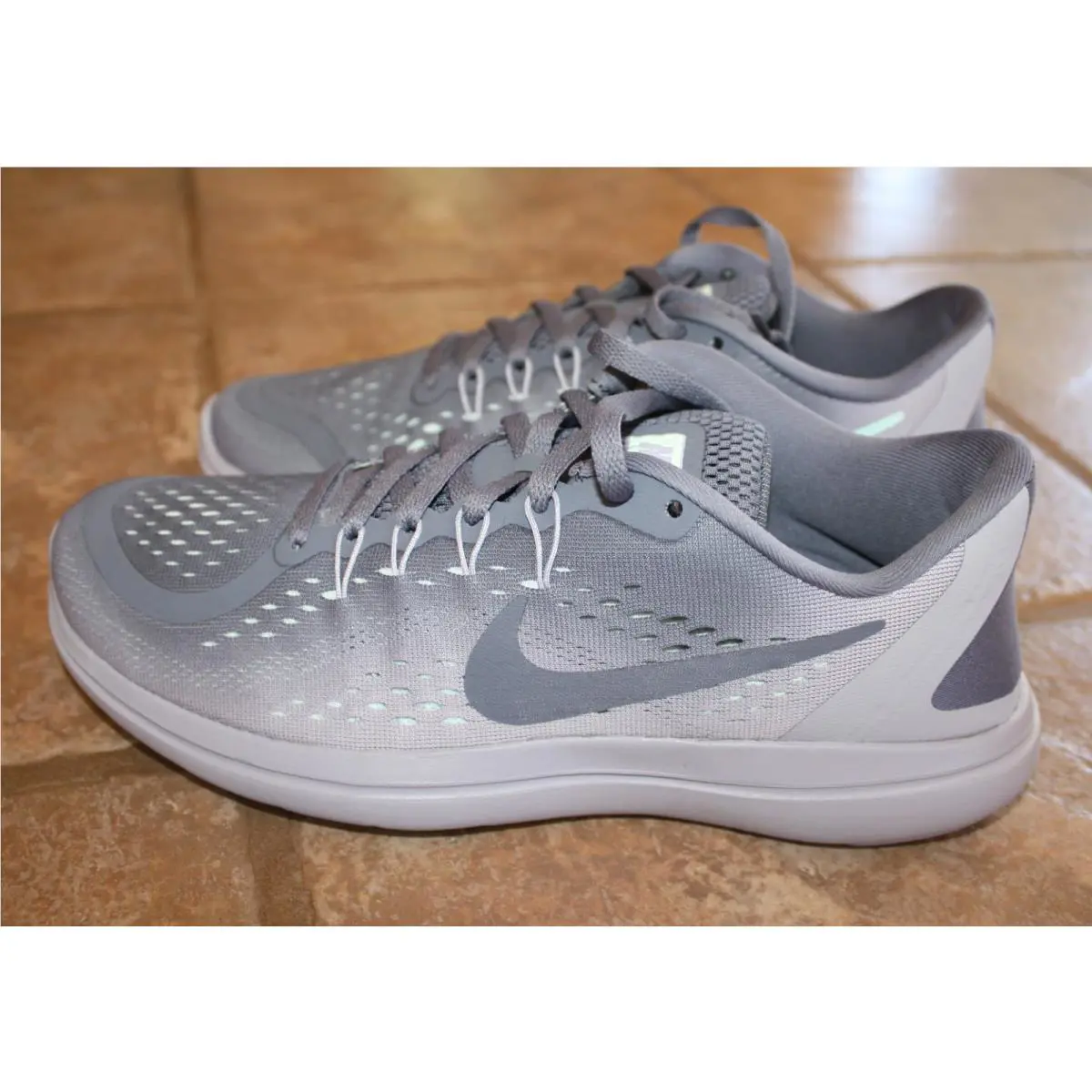 Nike shoes - Nike Flex 2017 - Flex - Light Carbon (UPC: 888411916086) 2