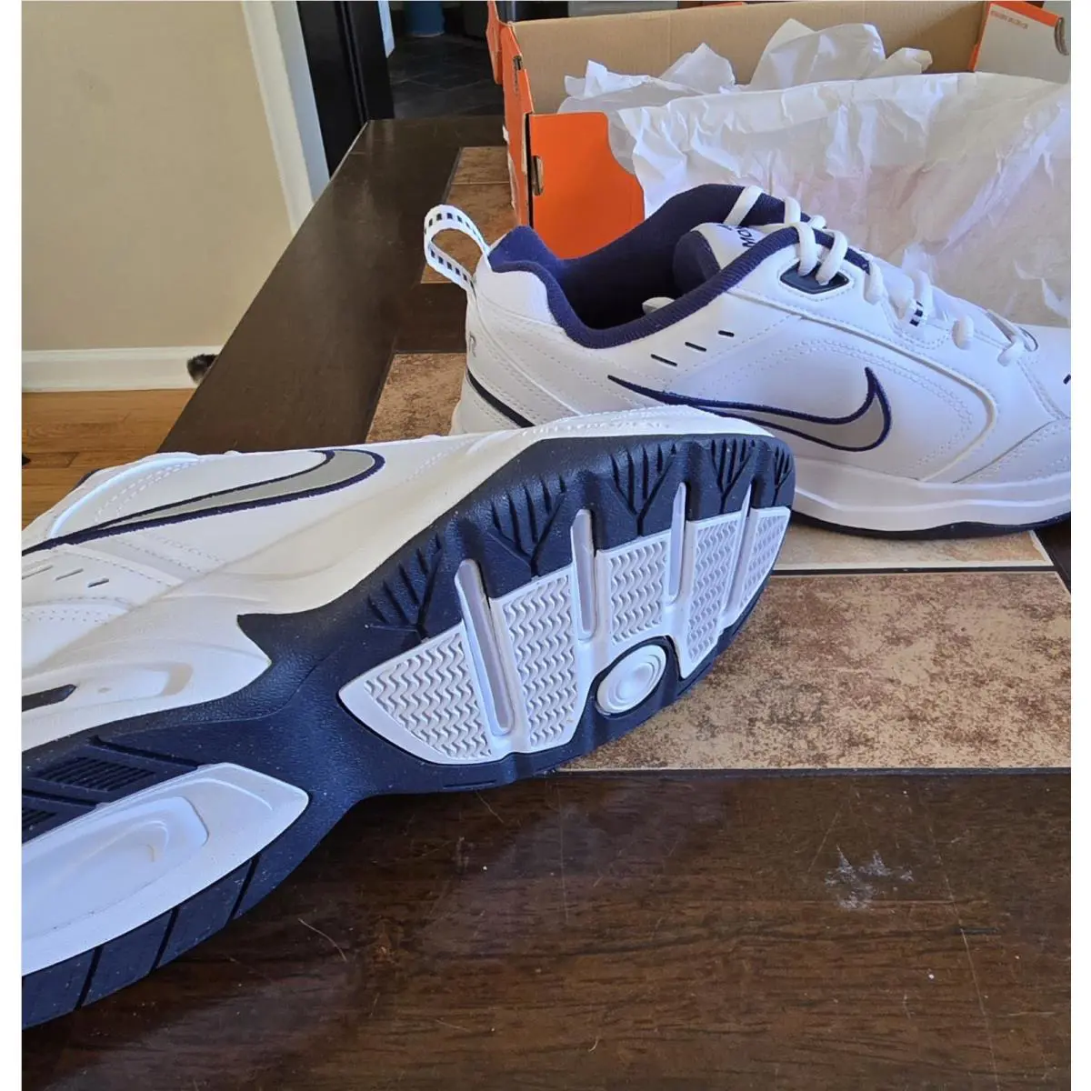 Nike shoes - Nike Air Monarch - Air Monarch - White 0