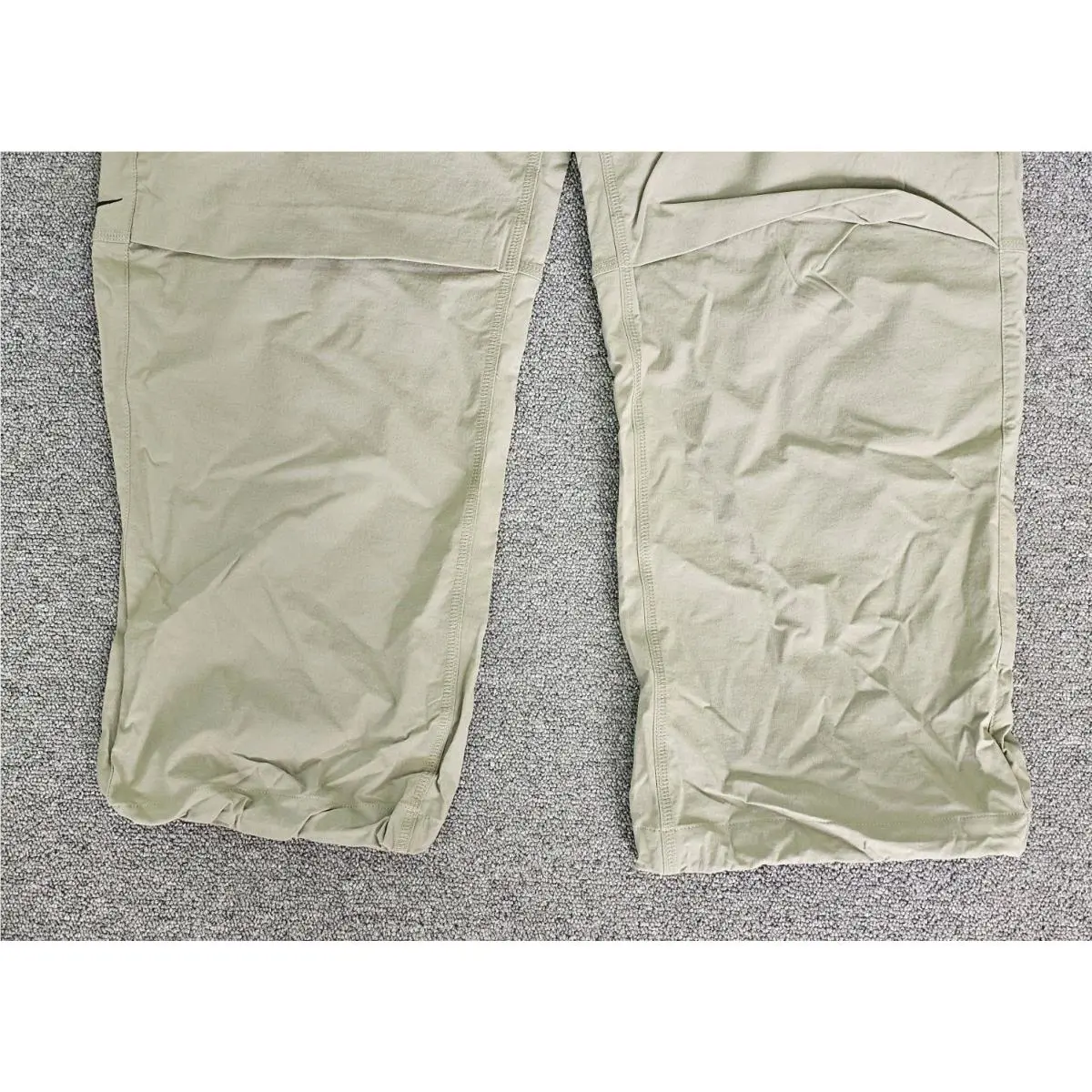Nike clothing - Nike Tech Woven - Tech Woven - HM7158-320 - Green (UPC: 197863116853) 10