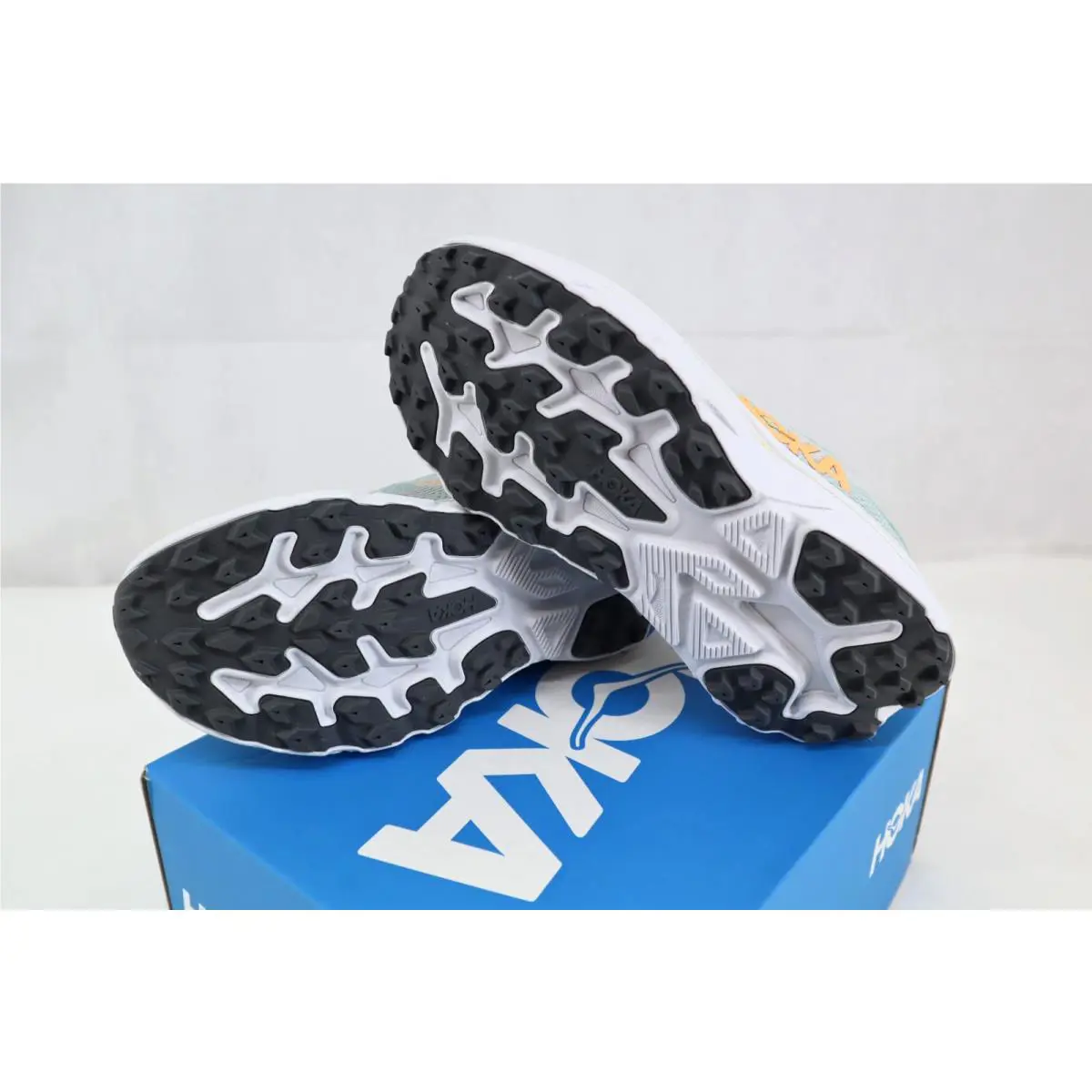Hoka shoes - Hoka One One Challenger - One One Challenger - 1168717-JDC - Green 3