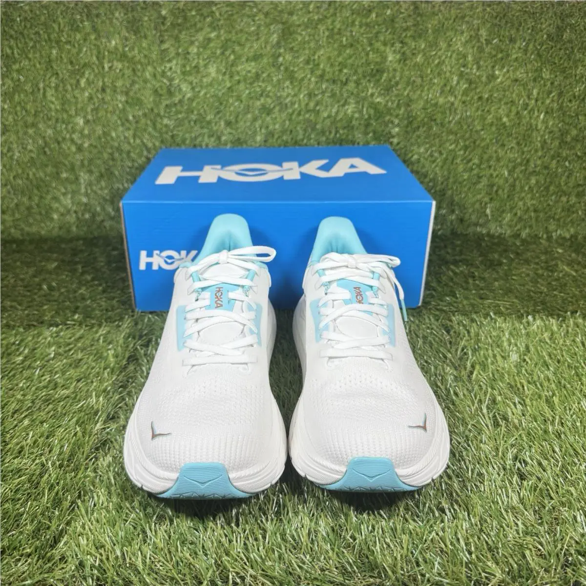 Hoka shoes - Hoka One One Arahi 7 - 1147851 /FTRS - White 1