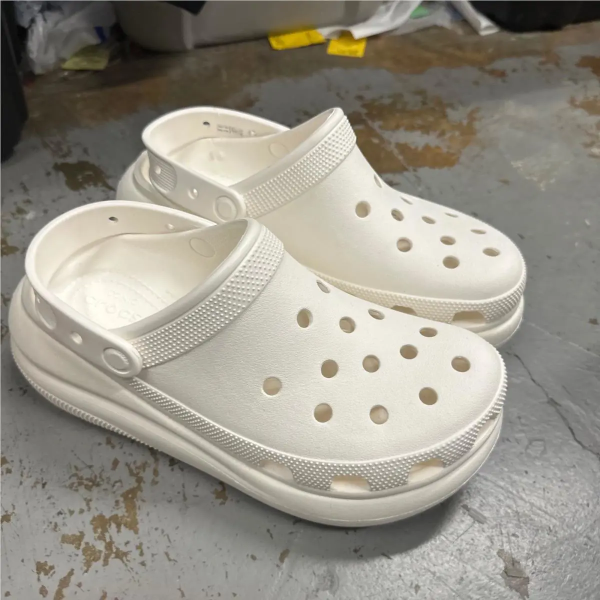 Crocs shoes - Classic Crush Clog - Classic Crush Clog - White 0