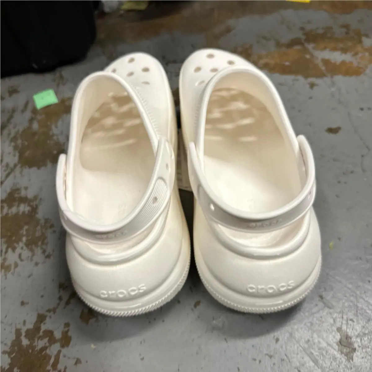 Crocs shoes - Classic Crush Clog - Classic Crush Clog - White 1