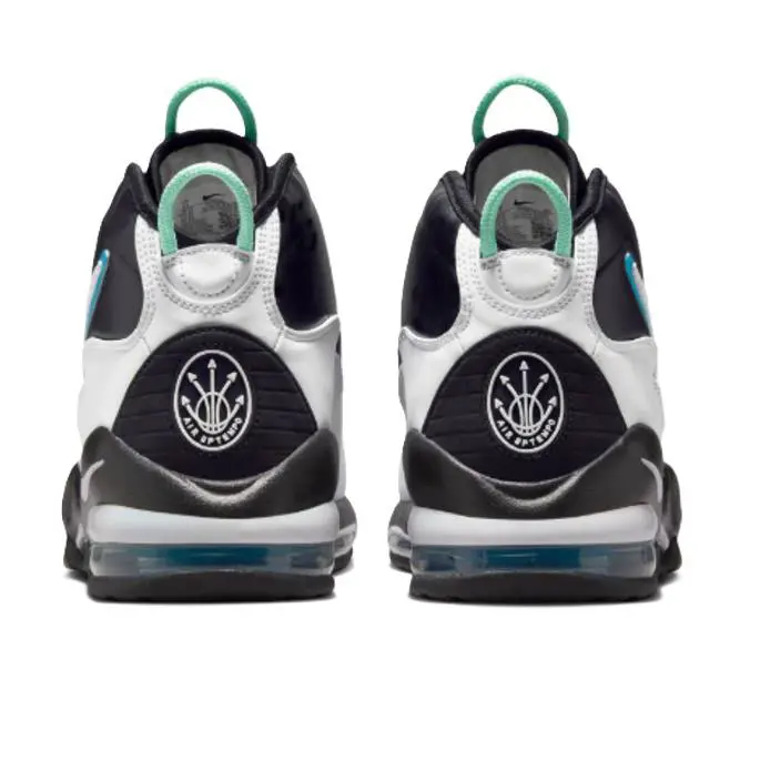 Nike shoes - Black/White 5