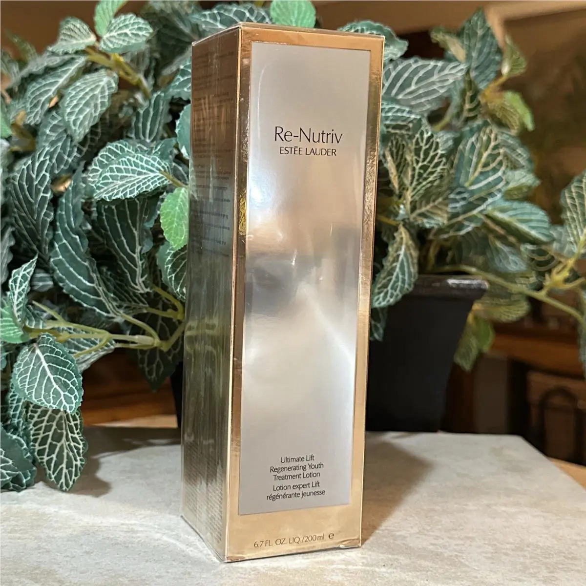 Estee Lauder Re-nutriv Ultimate Lift Regenerating Youth Treatment Lotion 6.7oz