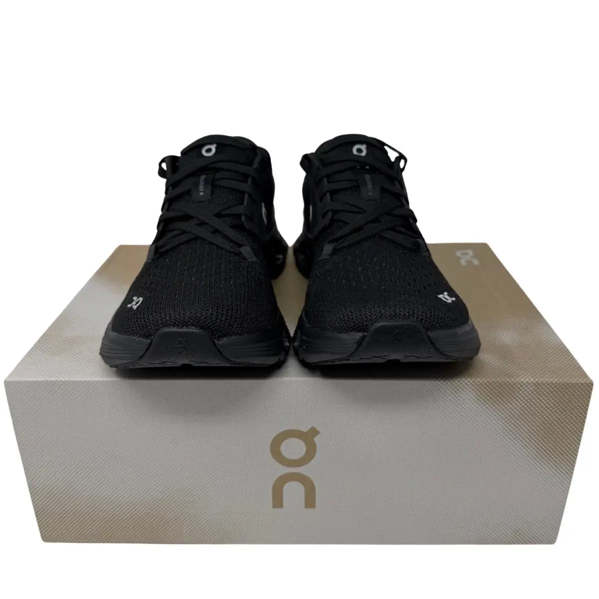 On-Running shoes - Cloud X 4 - Cloud - Black | Eclipse 1