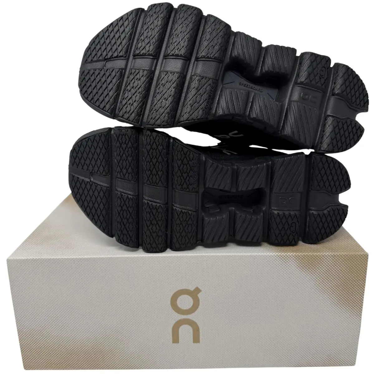 On-Running shoes - Cloud X 4 - Cloud - Black | Eclipse 3