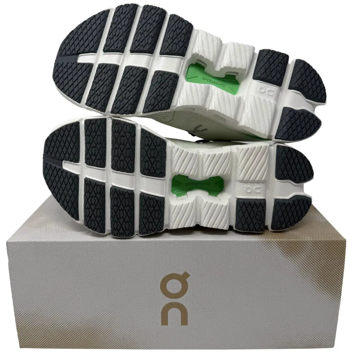 On-Running shoes - Cloud X 4 - Cloud - Black | Eclipse 24