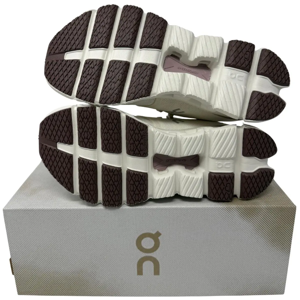 On-Running shoes - Cloud X 4 - Cloud - Black | Eclipse 31