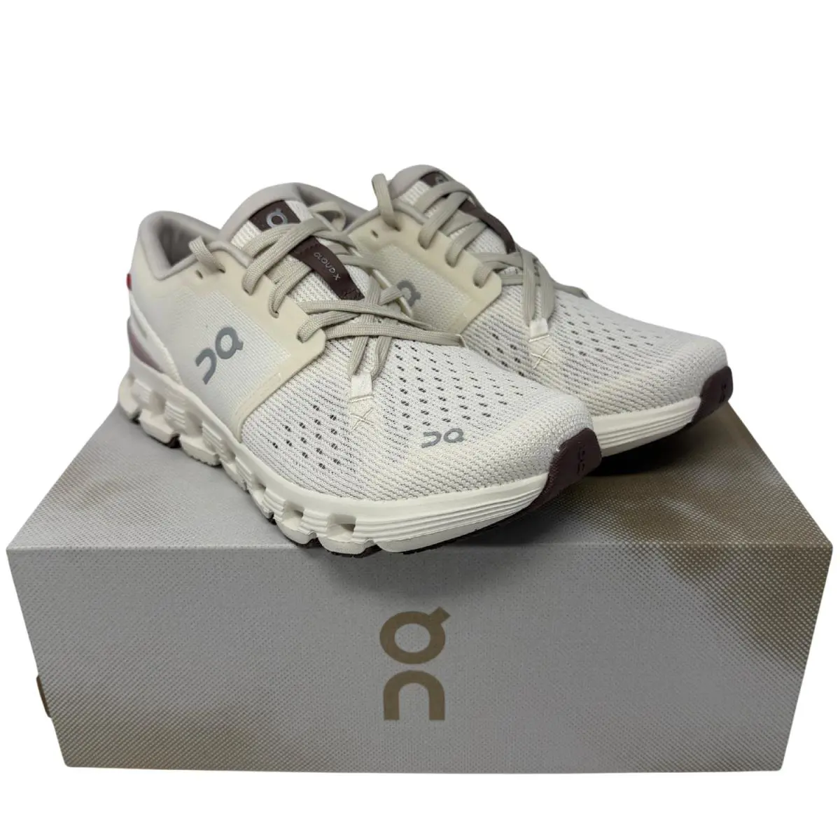 On-Running shoes - Cloud X 4 - Cloud - Black | Eclipse 33
