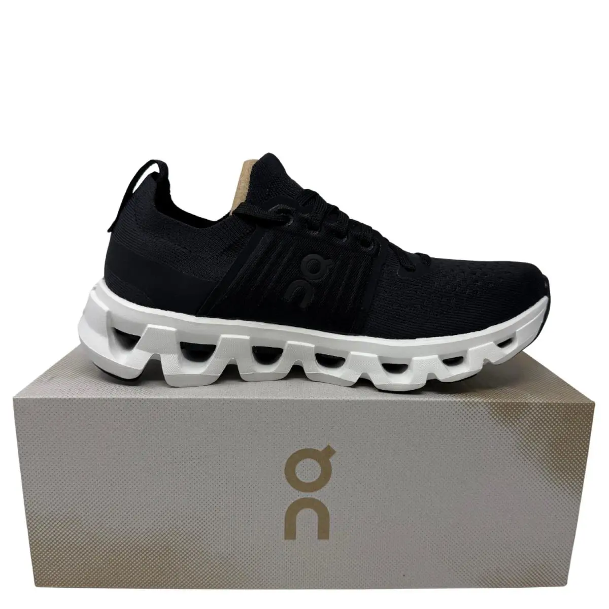 On-Running shoes - Cloudswift 4 - Cloudswift - White | White 0