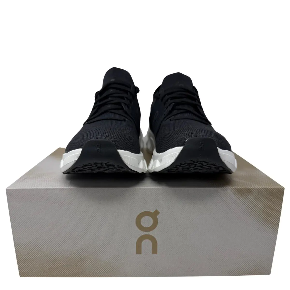 On-Running shoes - Cloudswift 4 - Cloudswift - White | White 1
