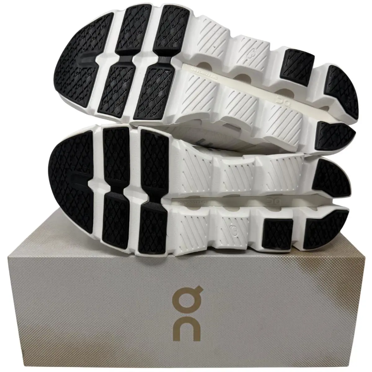 On-Running shoes - Cloudswift 4 - Cloudswift - White | White 10
