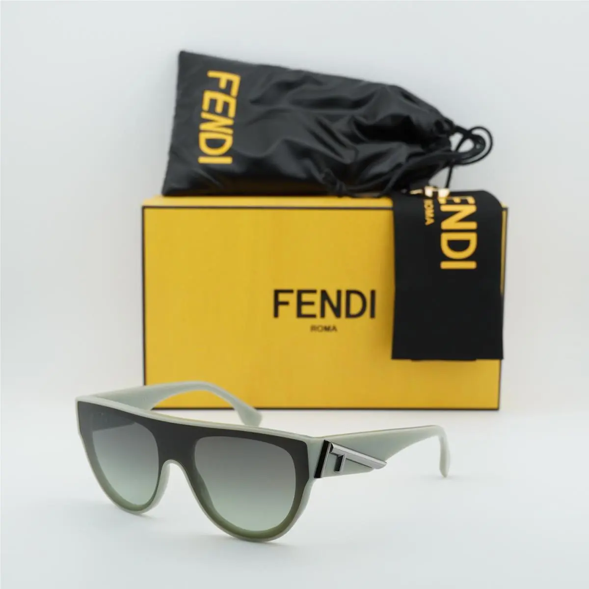 Fendi FE40150I 95P Shiny Green/green Gradient 99-1-140 Sunglasses