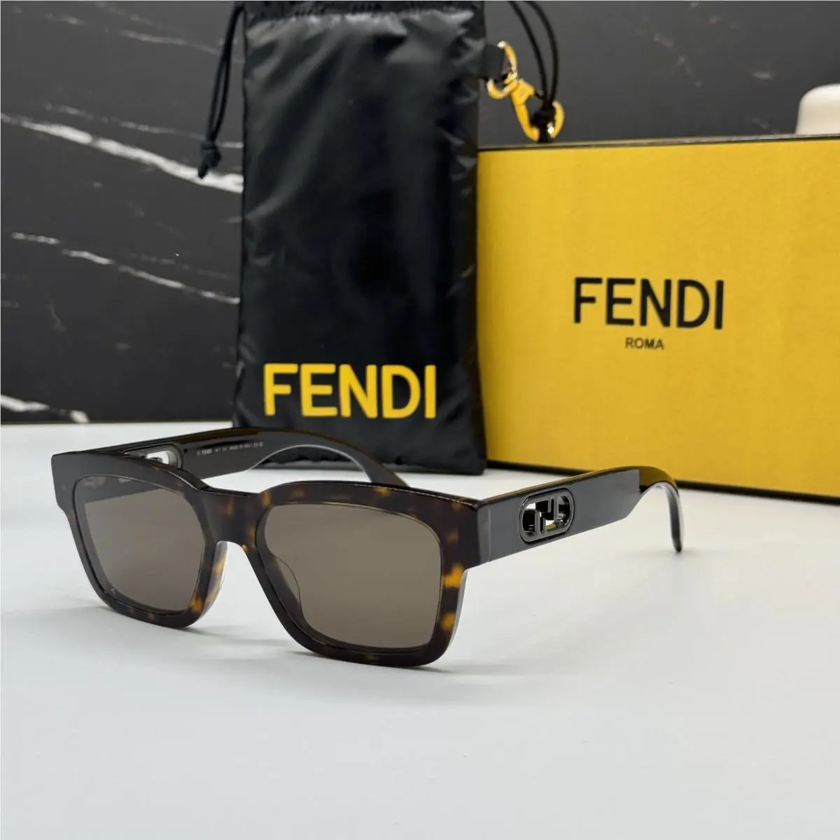 Fendi FE40107I 52E Sunglasses Havana Unisex Eyewear Fendi