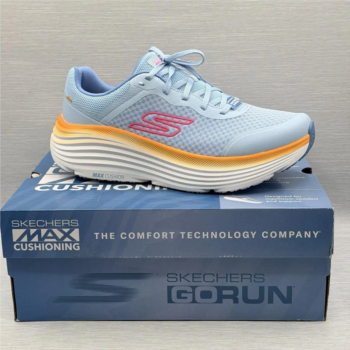 Skechers Gorun Max Cushioning Endeavour Women`s 7 Running Shoes Blue 129470