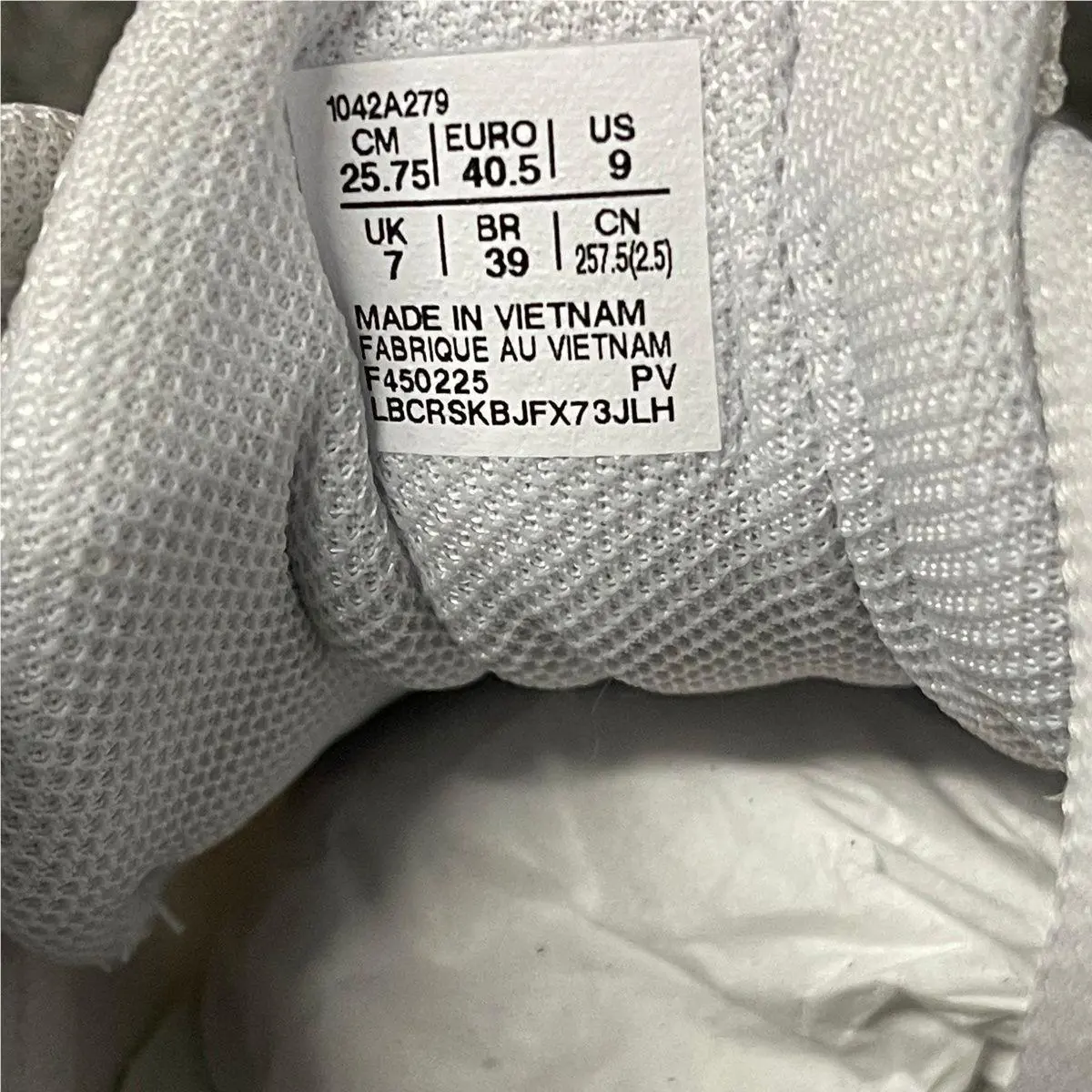 Asics shoes - VS188372 - vs-188372 - White (UPC: 197298867030) 1