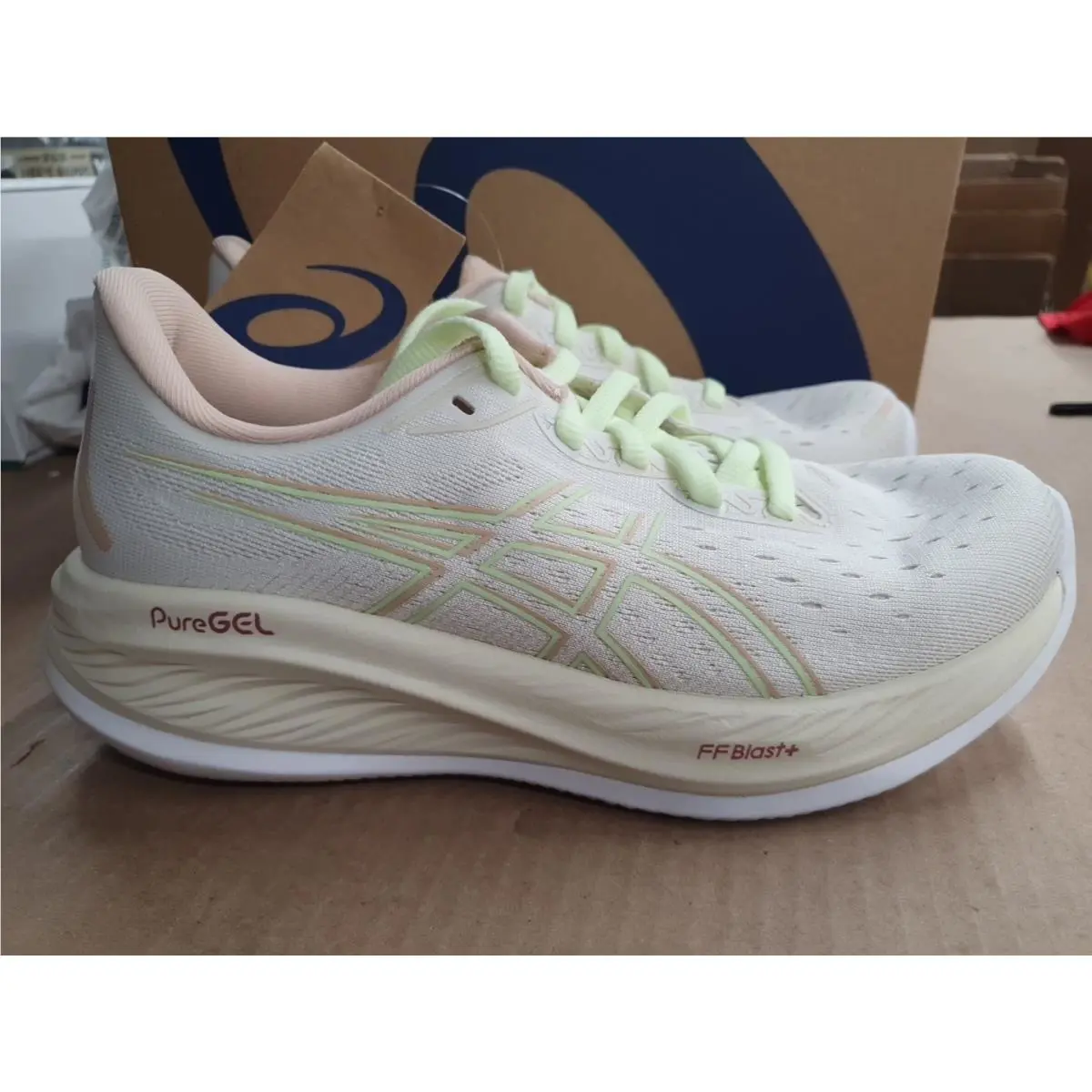 Asics Gel Cumulus 26 1012B694-100 Women Cream US 6