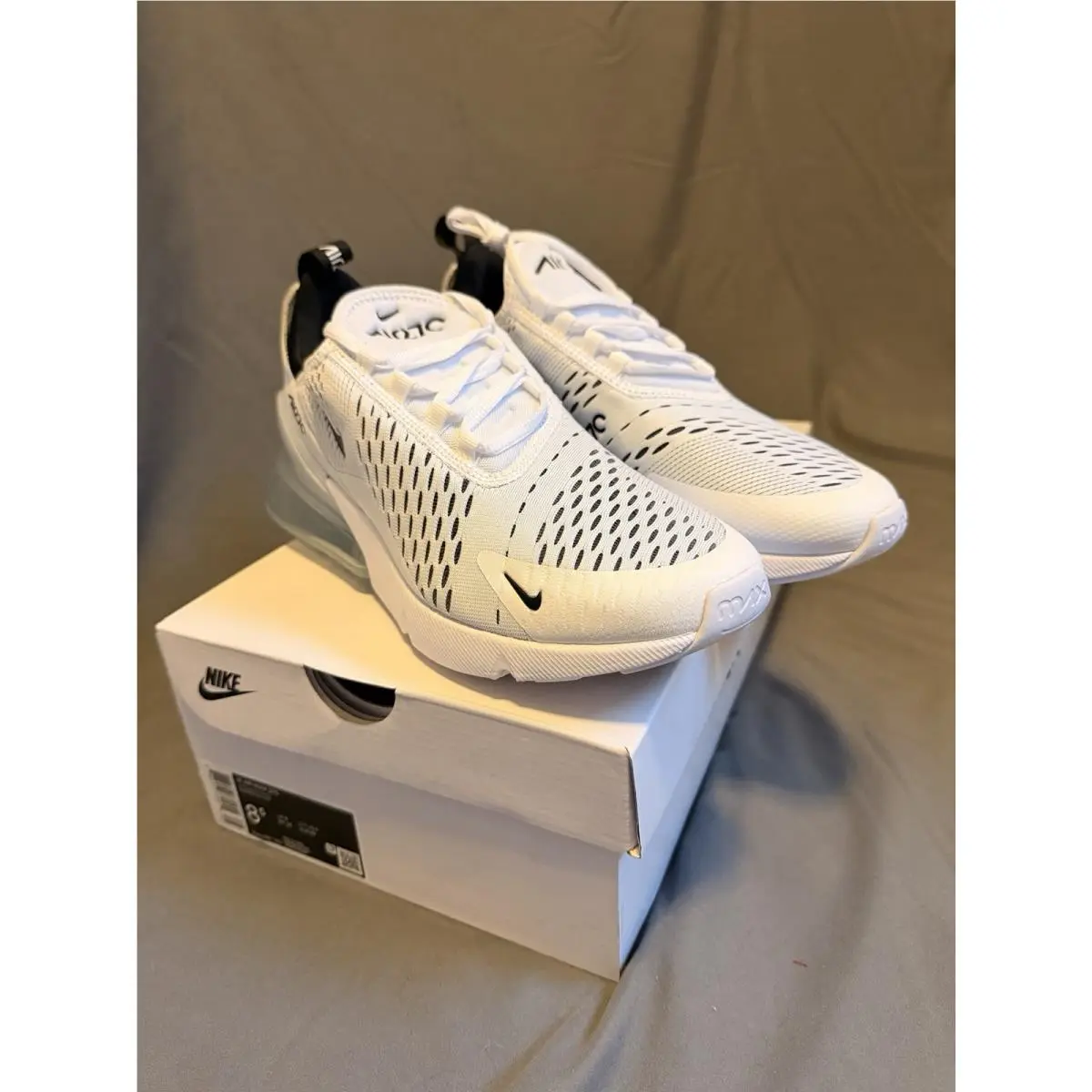 Nike Air Max 270 White Black AH6789-100 Women`s Size 8.5 Sneakers