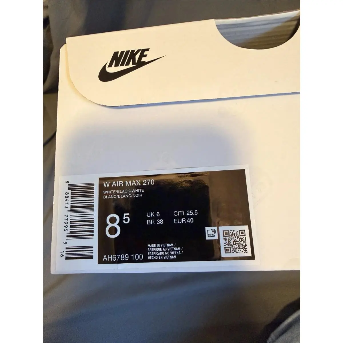 Nike shoes - Nike Air Max 270 - Air Max - AH6789-100 - White 9