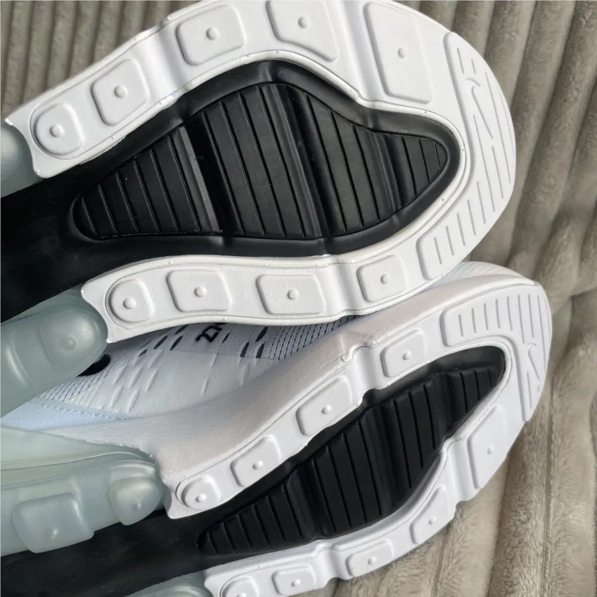Nike shoes - Nike Air Max 270 - Air Max - AH6789-100 - White (UPC: 0888413779955) 4
