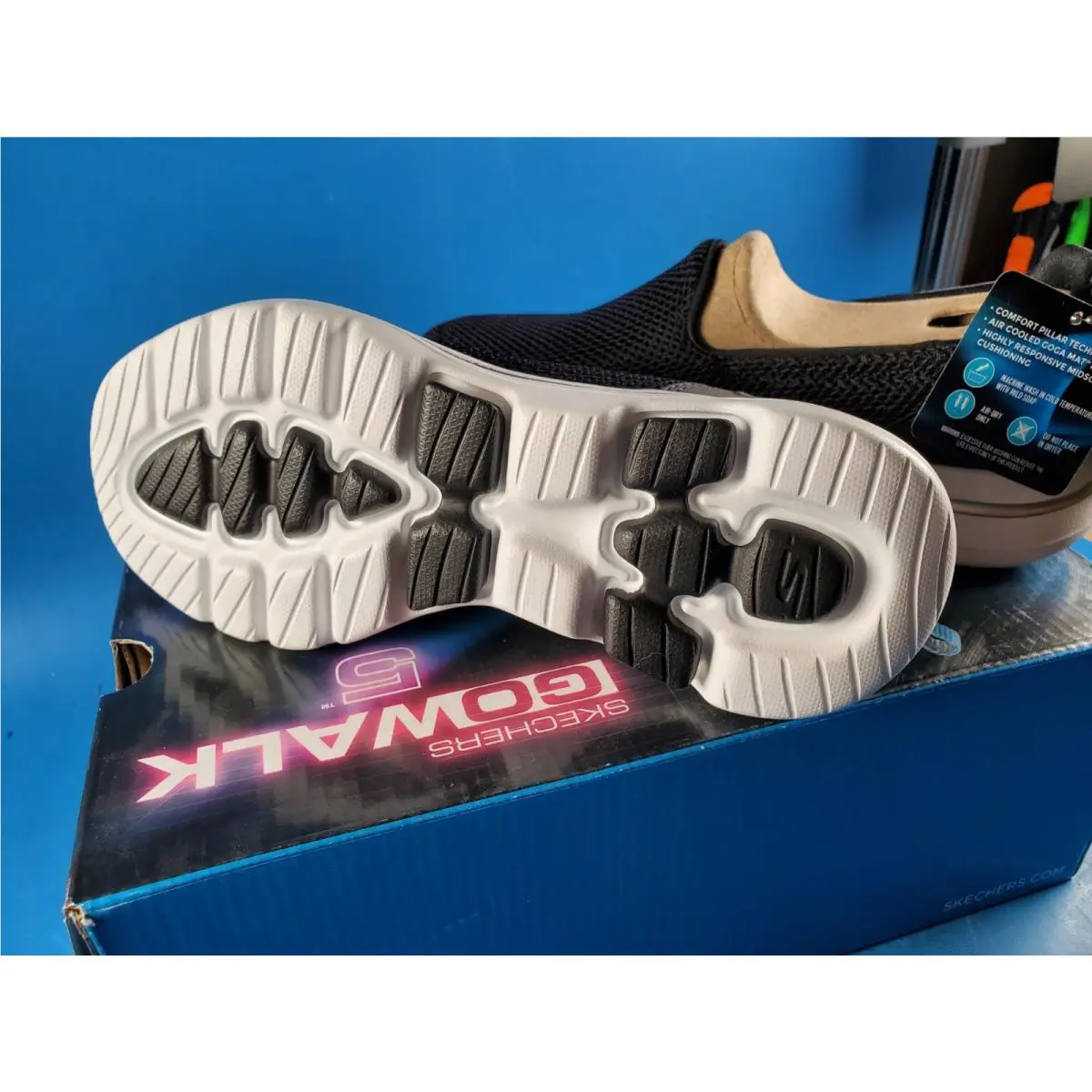 Skechers shoes - SKECHERS GO WALK Joy - WALK Joy - 15901/BKW - Black 7