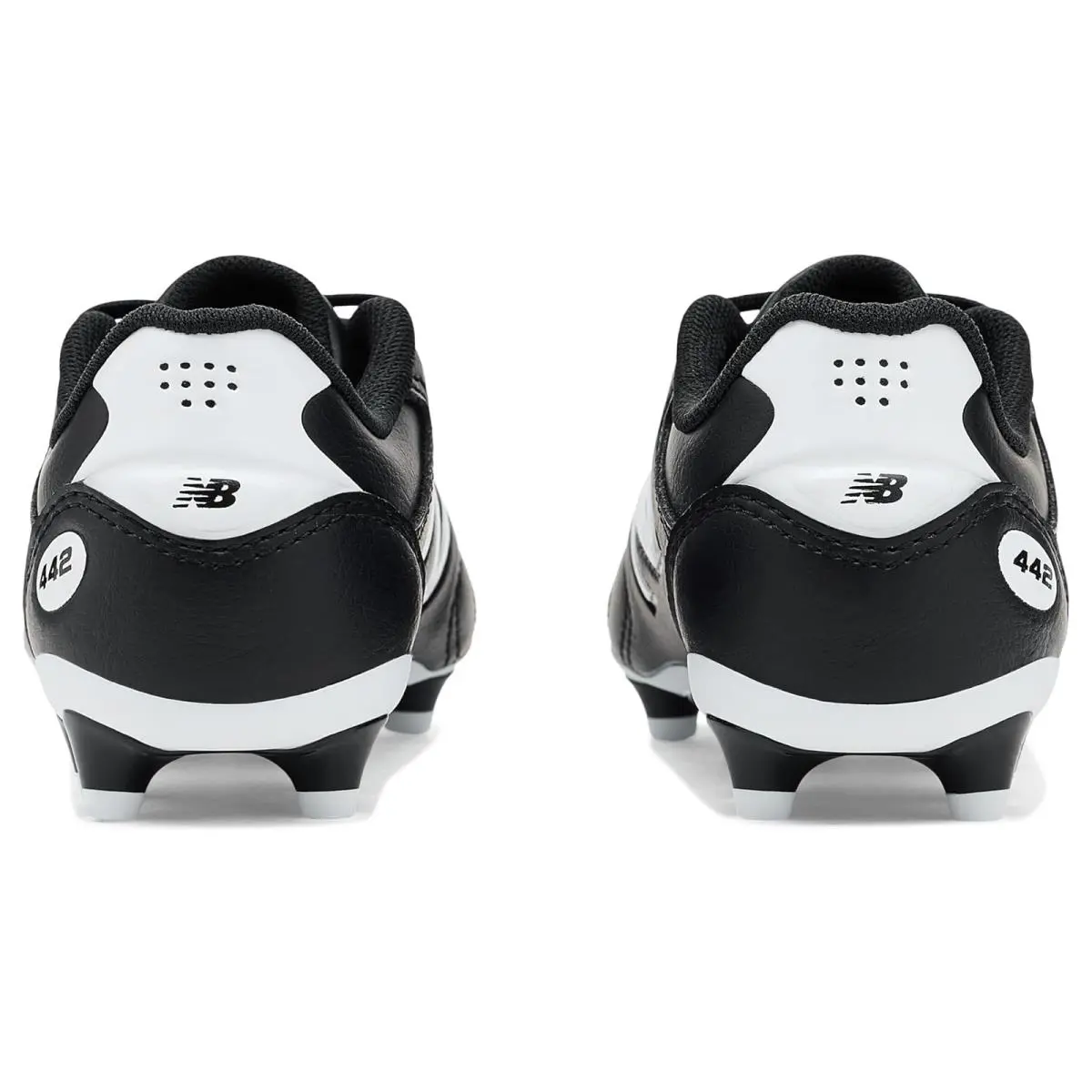 New Balance shoes - Black/White 5