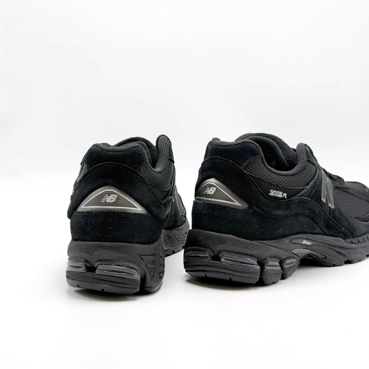 New Balance shoes - New Balance 2002R - U2002RC - Black 7