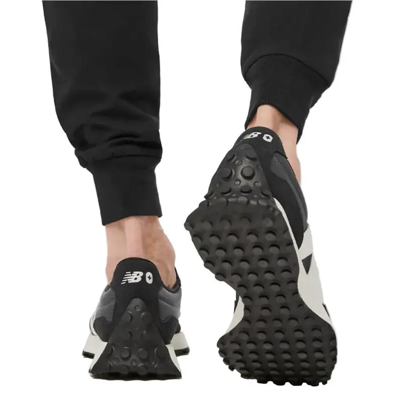 New Balance shoes - New Balance 327 - Black 8