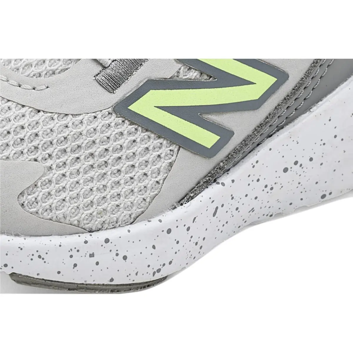 New Balance shoes - Daybreak/Cosmic Jade 18