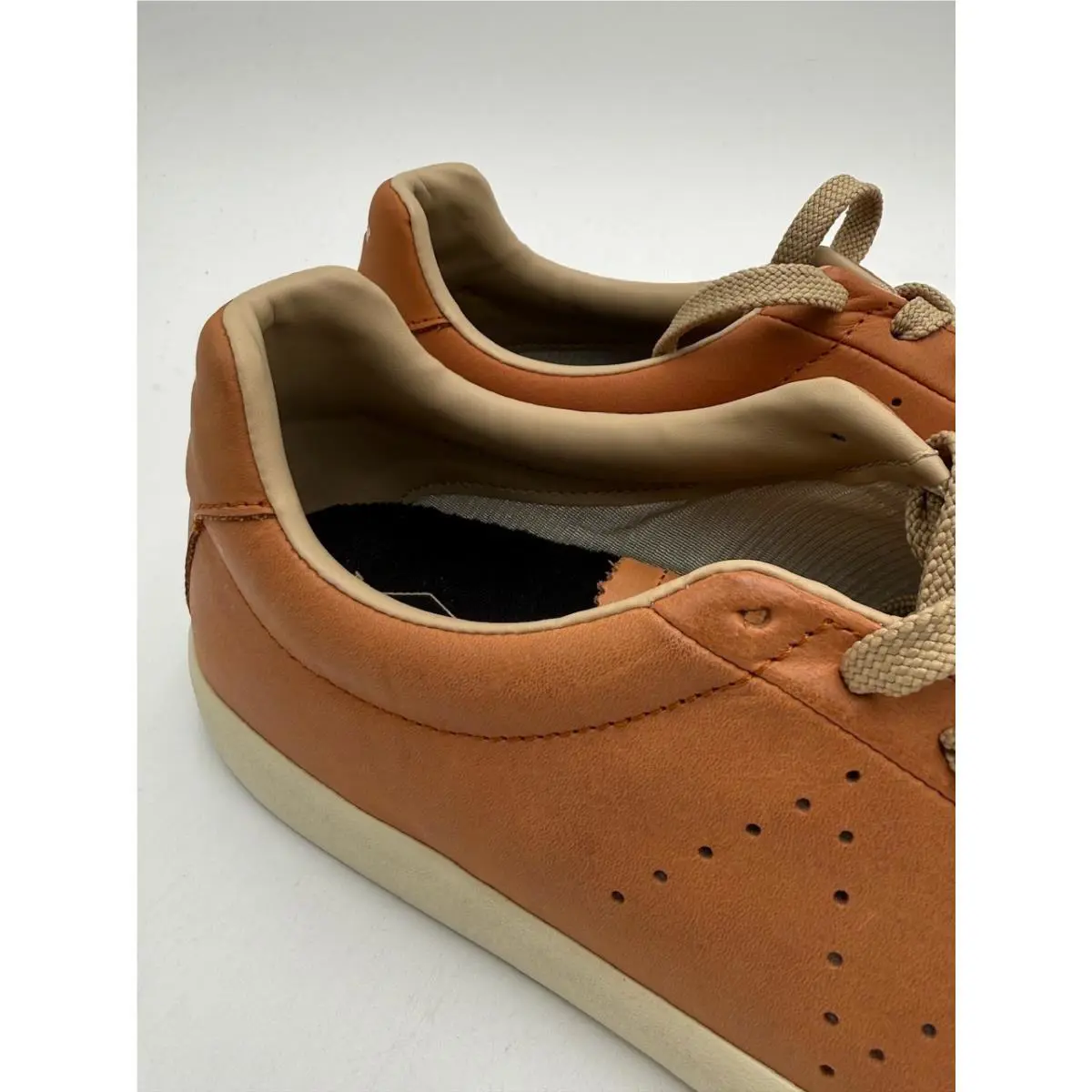 New Balance shoes - New Balance 22 - NM22CBU - Brown 1