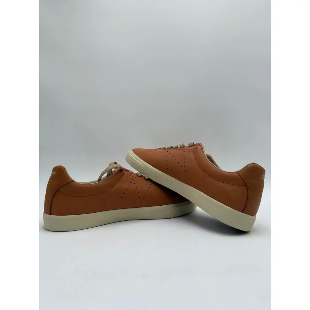 New Balance shoes - New Balance 22 - NM22CBU - Brown 17