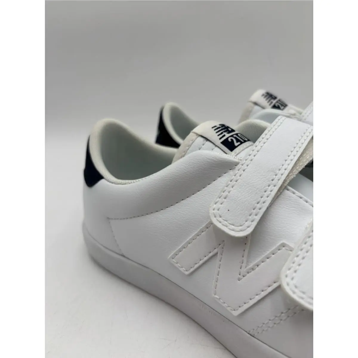 New Balance shoes - New Balance All Coasts 210 - AM210VSL - White 11