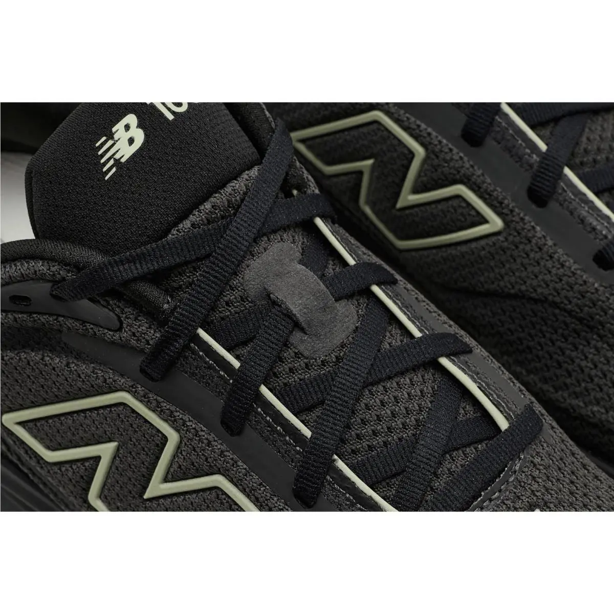 New Balance shoes - Black/Olivine 0