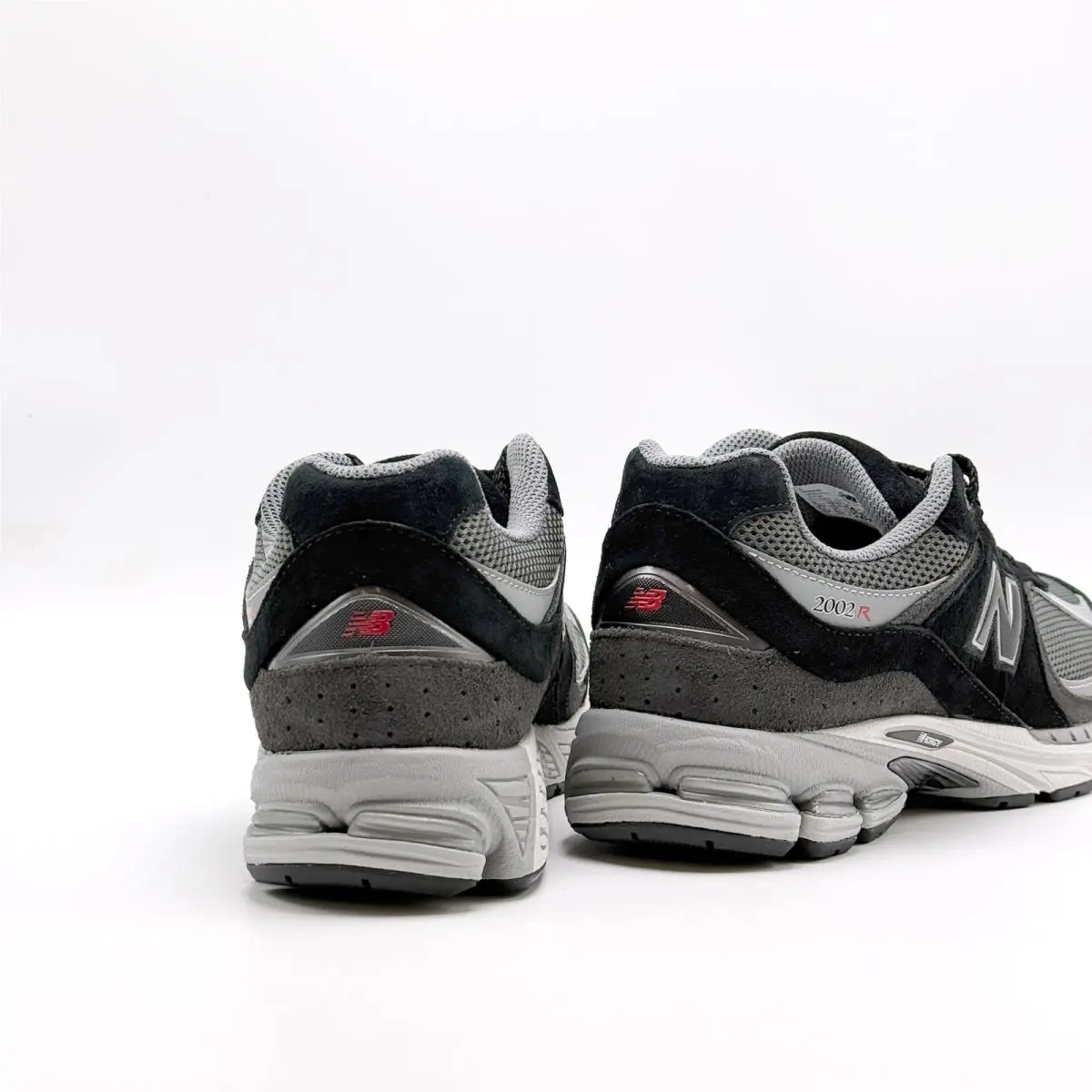 New Balance shoes - New Balance 2002R - U2002RC - Black 7