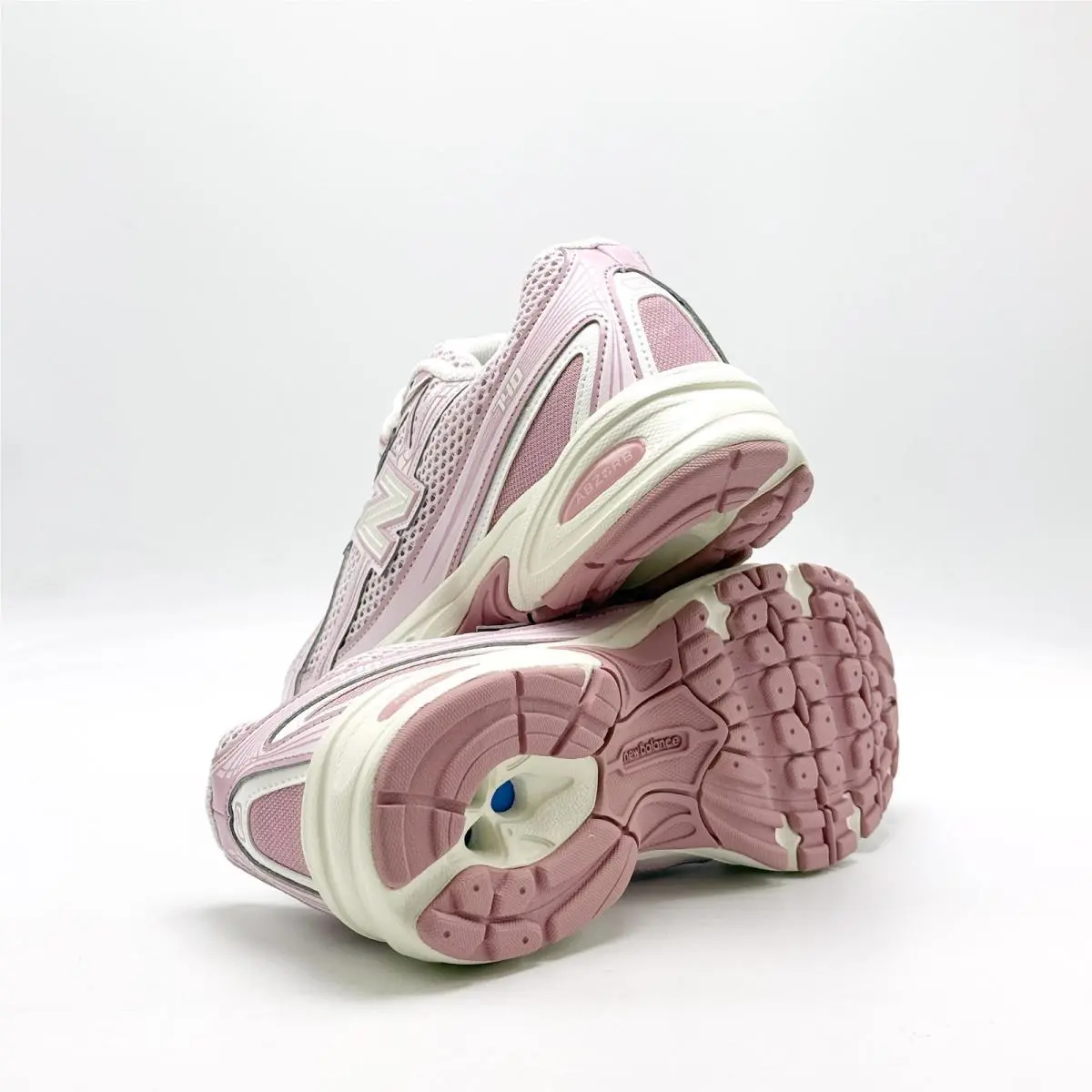 New Balance shoes - New Balance 740 - U740PP2 - Pink 3