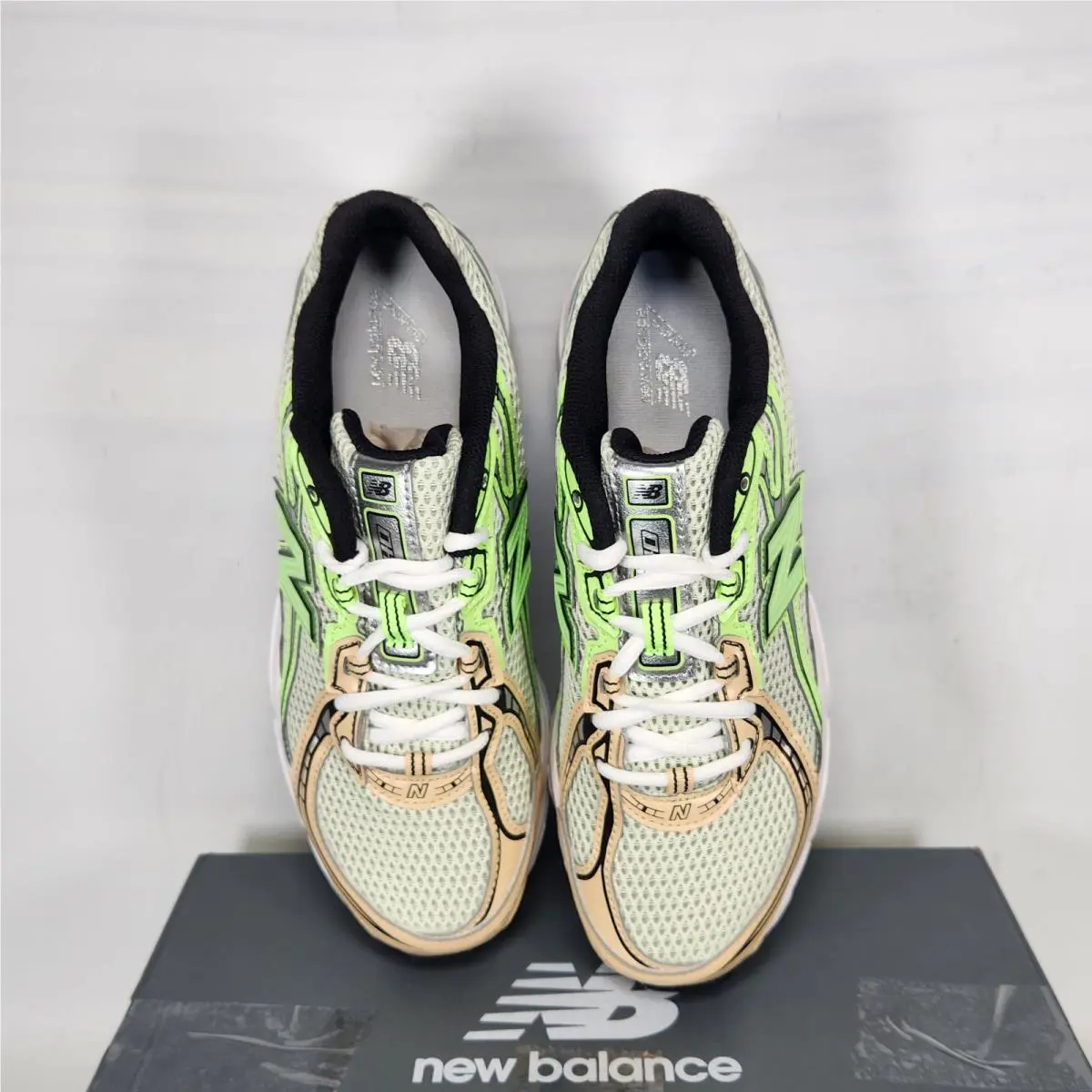 New Balance shoes - New Balance 740 - U740YC2 - Green 1