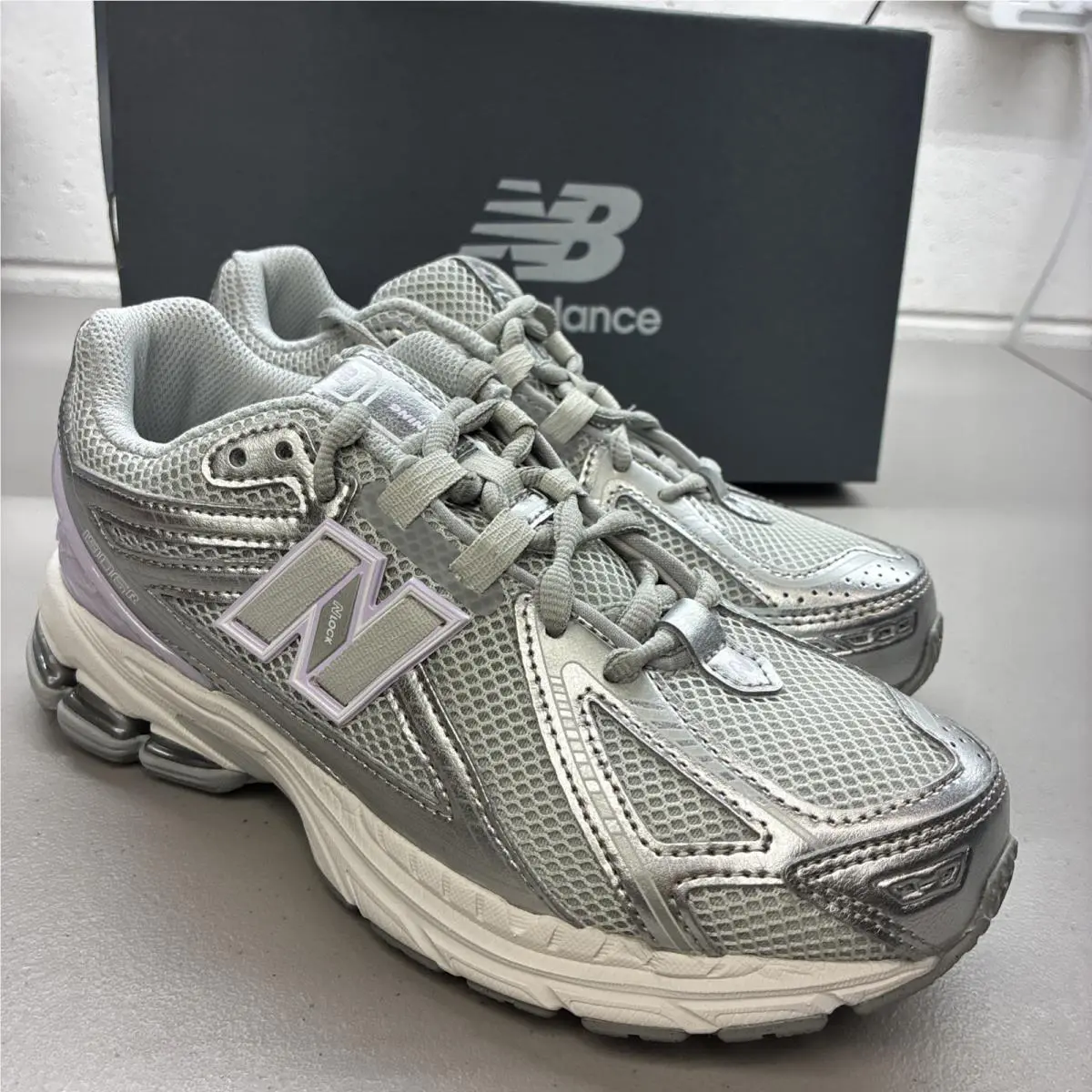 New Balance 1906 Sneakers Silver/gray/purple Mesh GC1906CX Size 5 Youth Kids