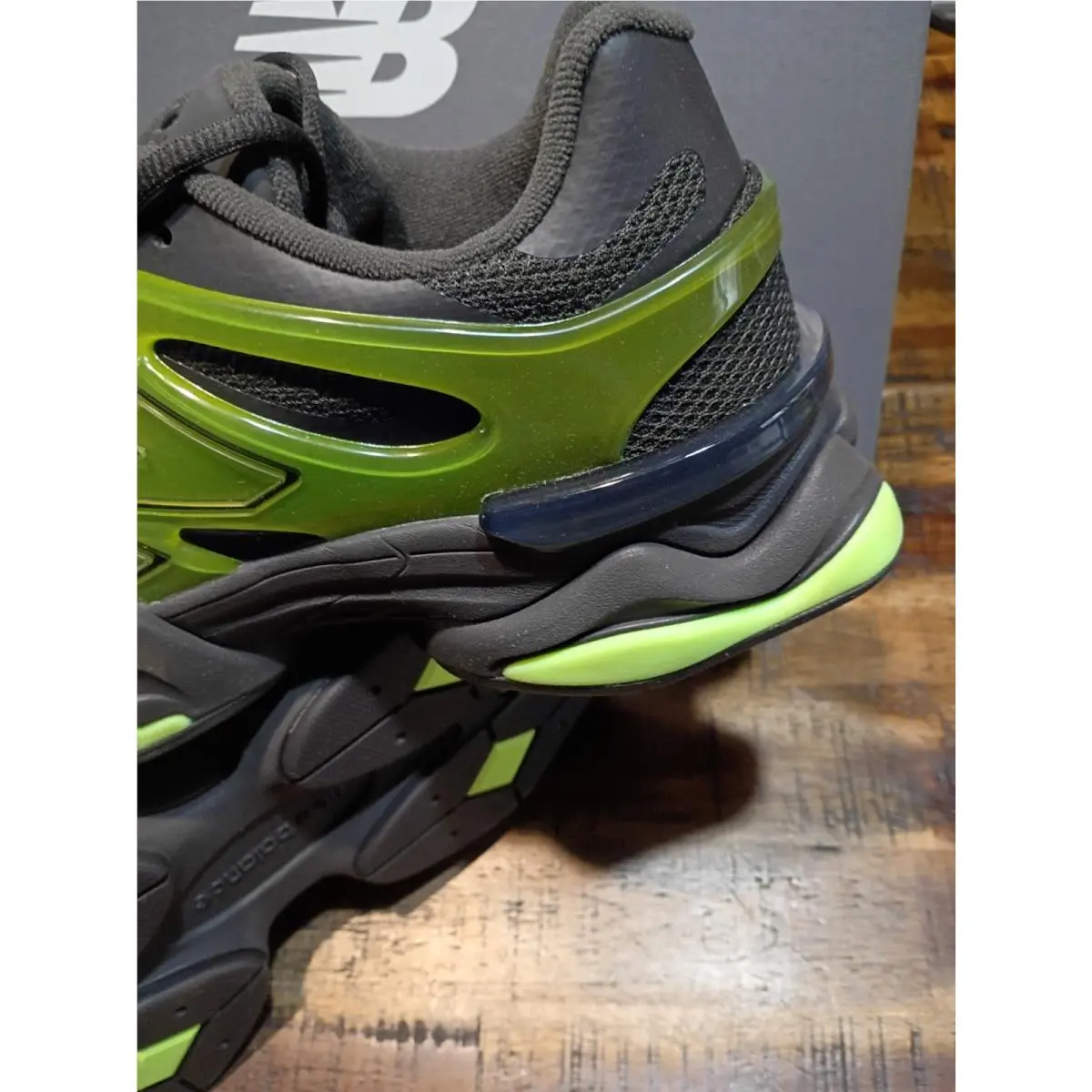 New Balance shoes - New Balance 9060 - U9060IDG - Green 5