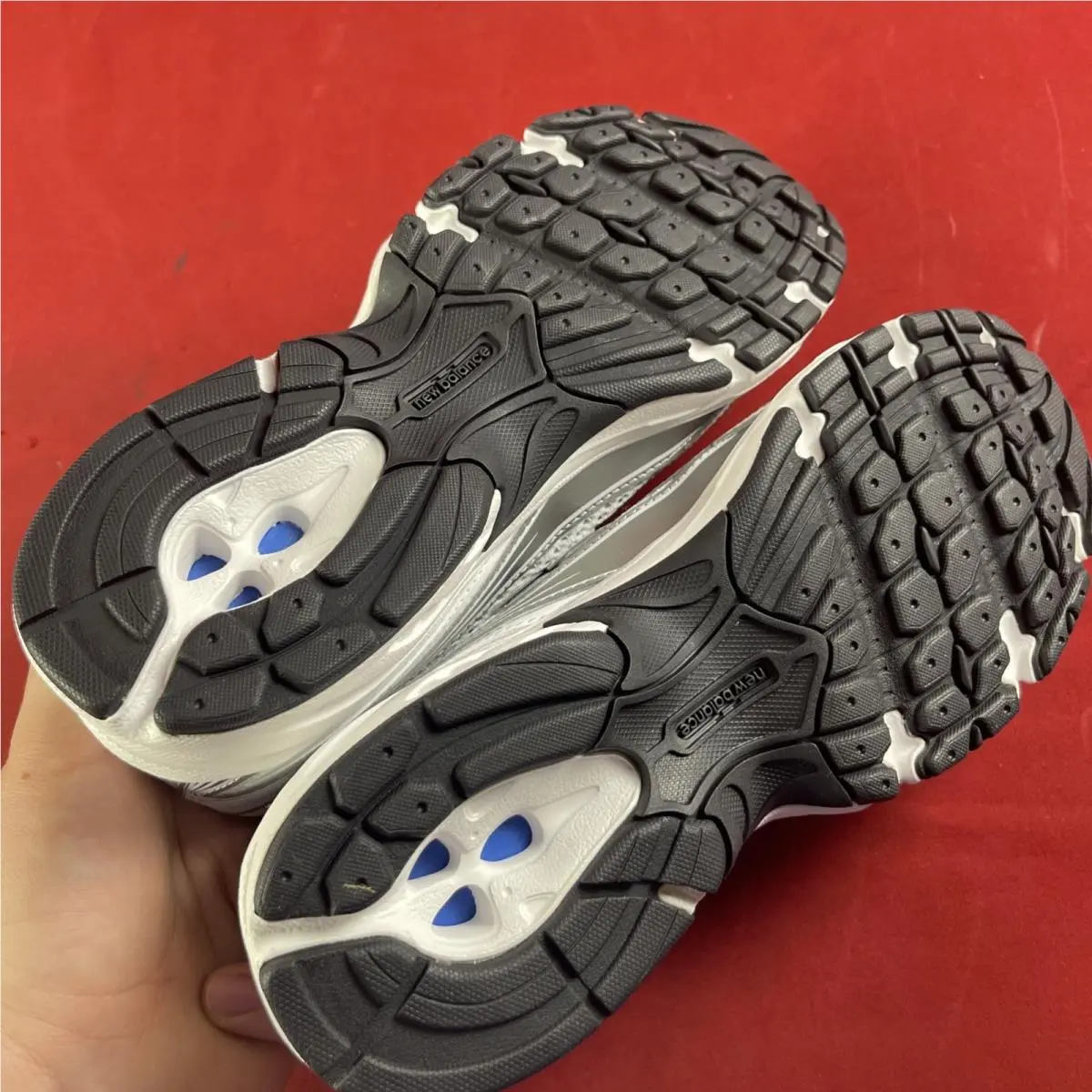 New Balance shoes - New Balance 740 - U740NW2 - White (UPC: 0198686085555) 5