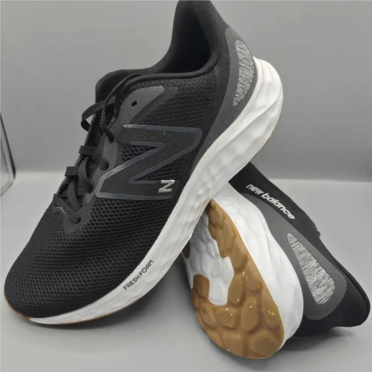 New Balance Men Fresh Foam Arishi v4 Size 9 MARISEK4 4E Width