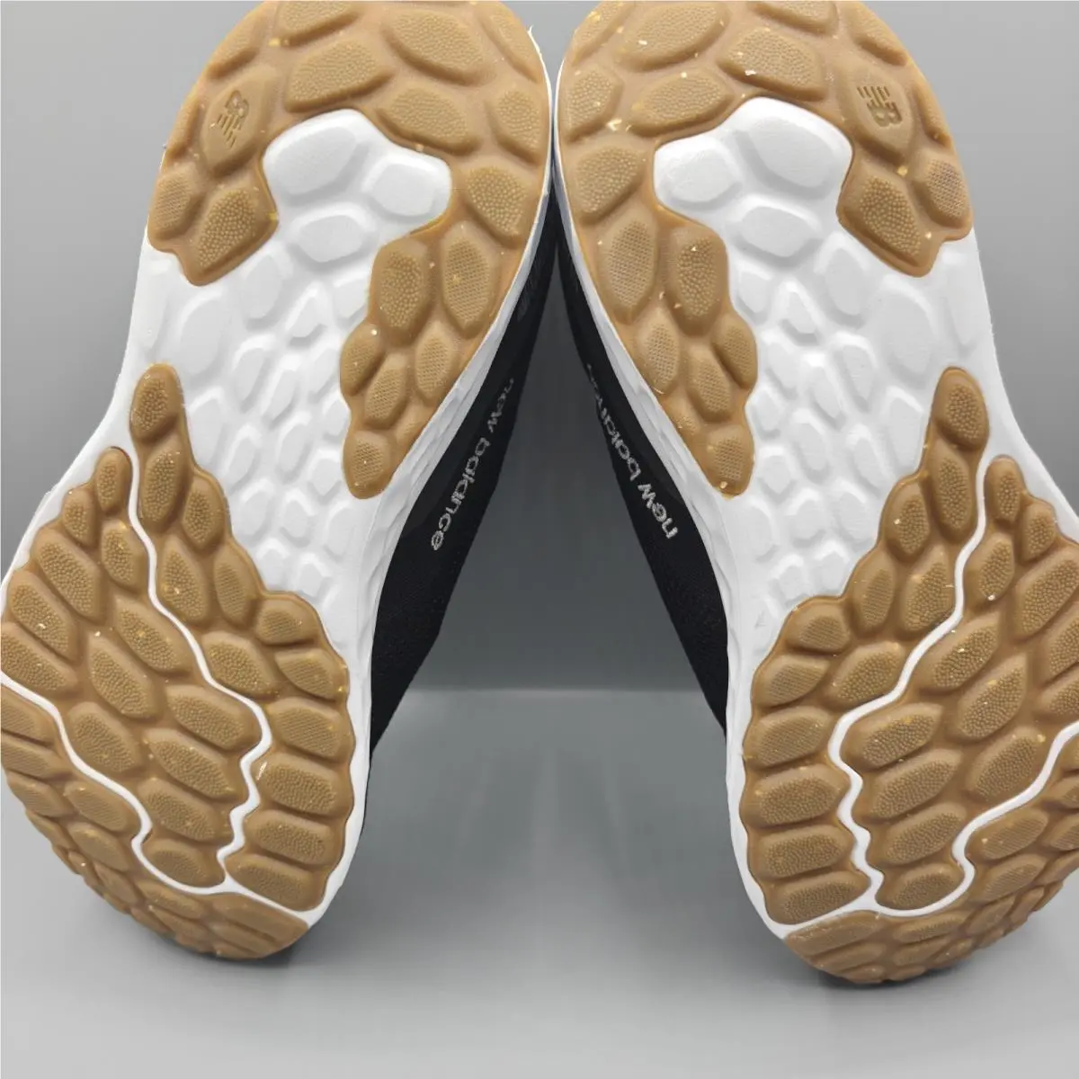 New Balance shoes - ARISHI V4 - ARISHI - MARISEK4 - BLACK / SILVER / GUM 6