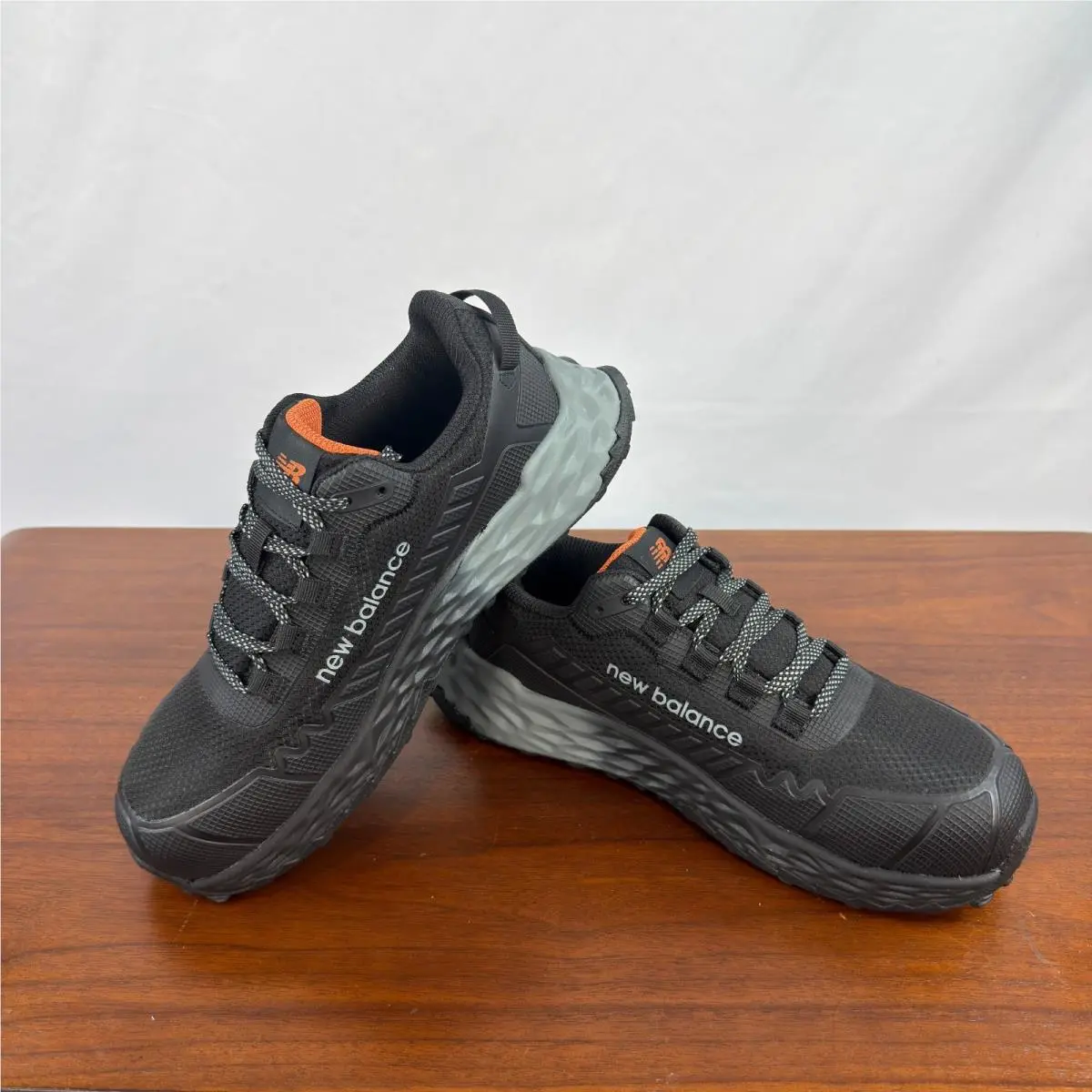 New Balance Fresh Foam Cremorne Composite Toe Safety Shoes Women`s Size 8