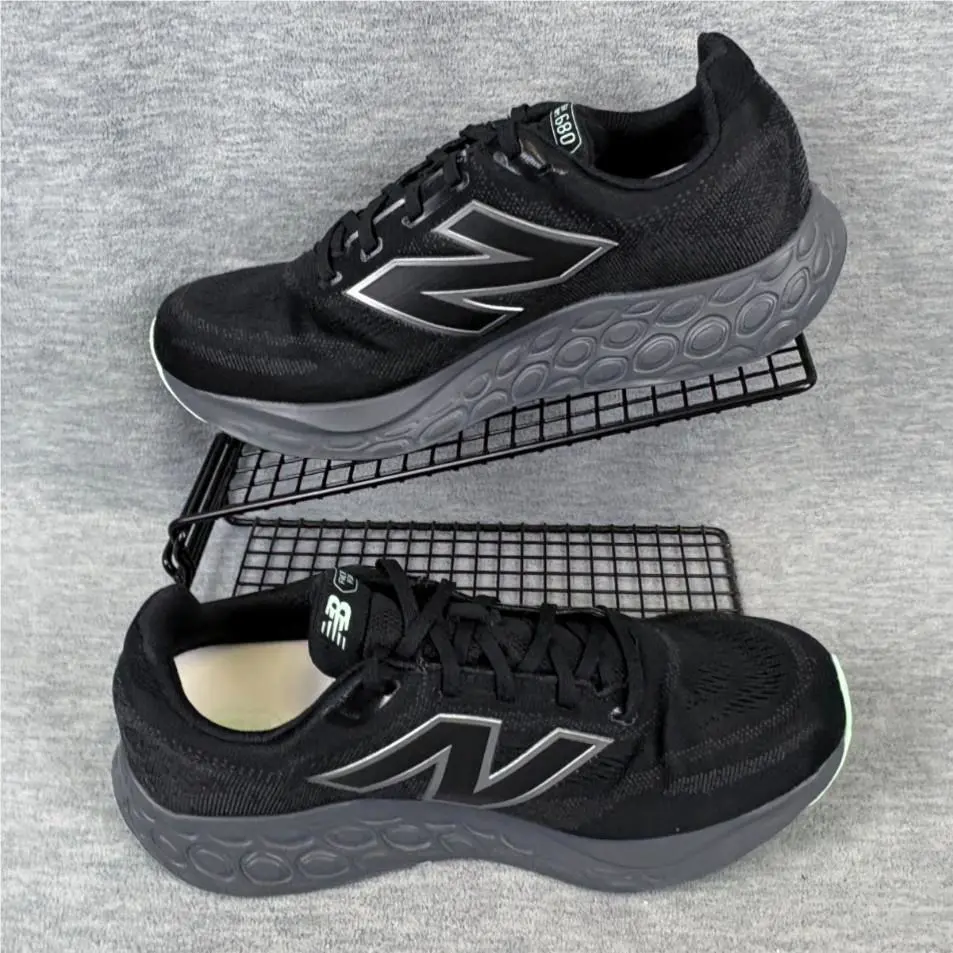 New Balance shoes - New Balance 680 - Black 0