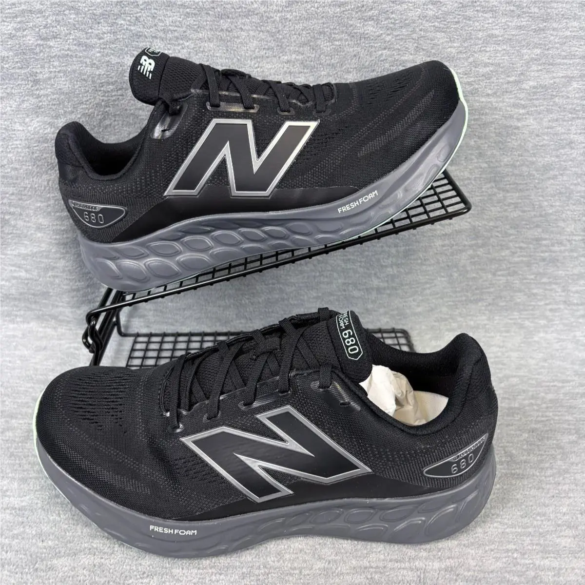 New Balance shoes - New Balance 680 - Black 0
