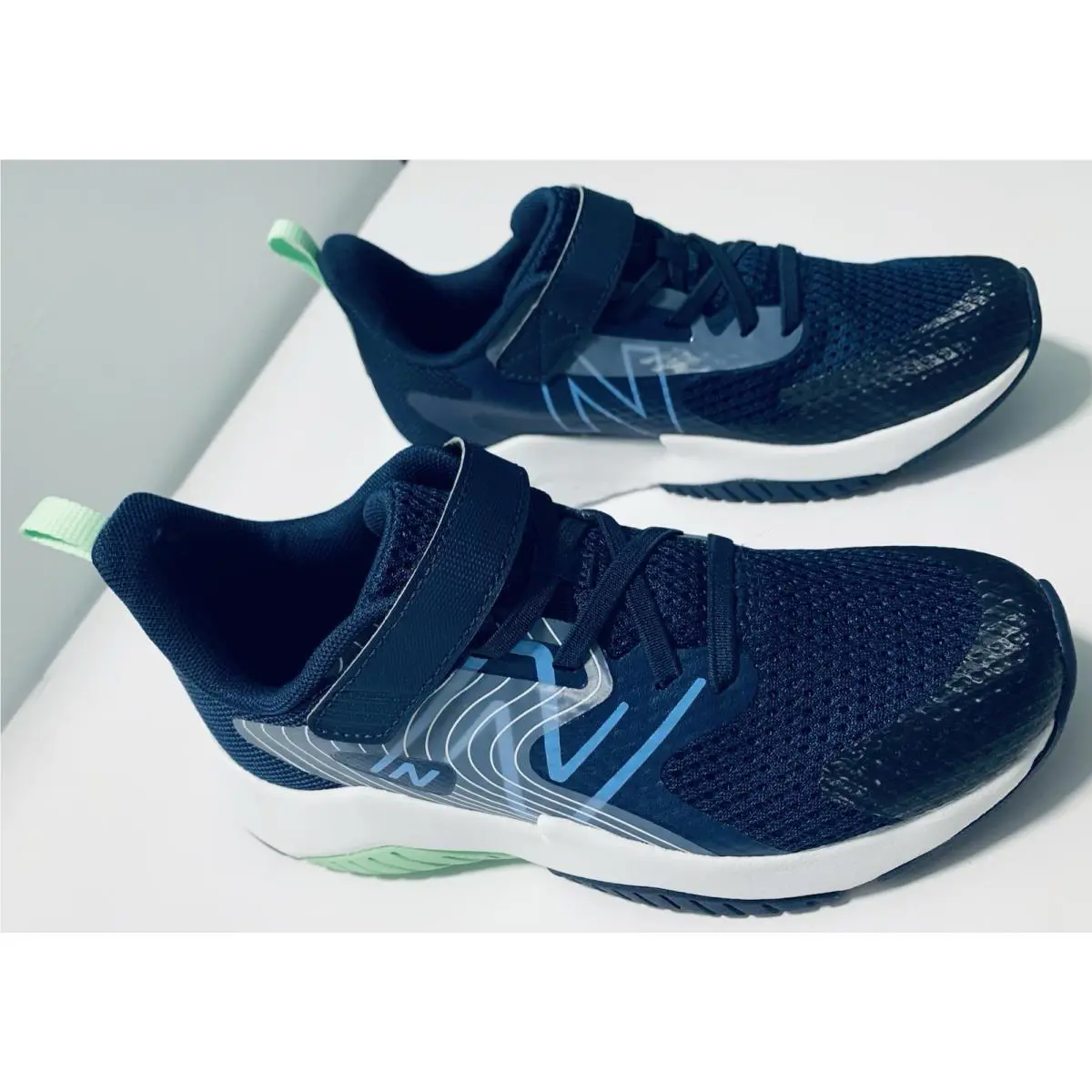 New Balance shoes - New Balance Run V2 - Run - Blue 1